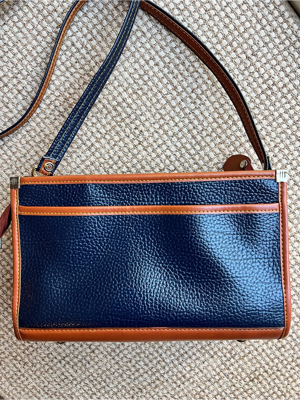 🦆Dooney & Bourke Vintage Navy Pebbled Leather Organizer Crossbody Wallet Bag - Picture 3 of 11